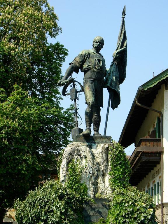 Hotel Waltraud Garni Kochel am See Екстер'єр фото