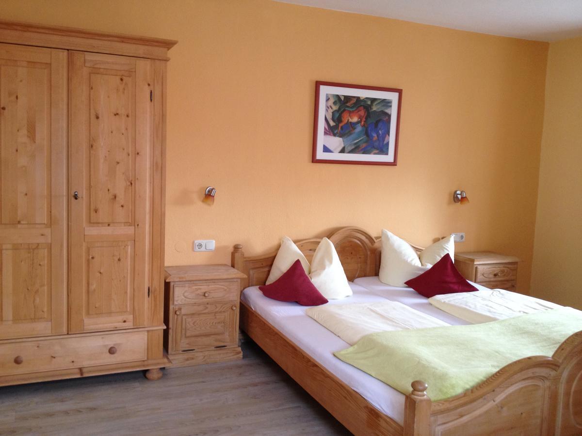 Hotel Waltraud Garni Kochel am See Екстер'єр фото